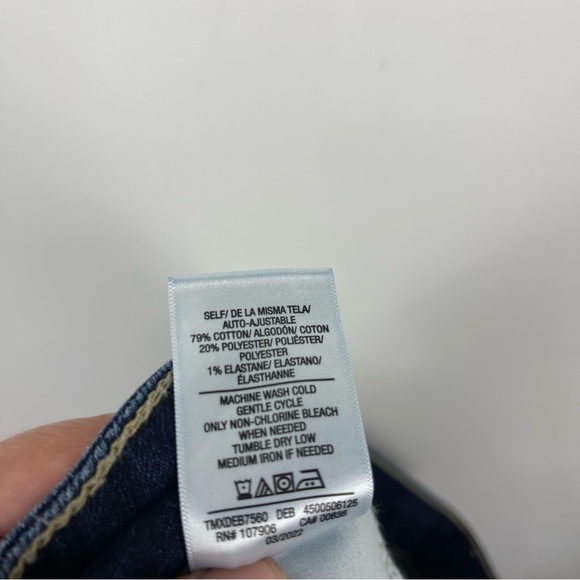 Hudson Jeans Ruby Cuffed Jean Shorts Dark Wash Denim Flap Pockets Size 30 - Picture 7 of 7